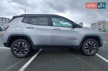 Внедорожник / Кроссовер Jeep Compass 2020 в 