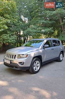 Позашляховик / Кросовер Jeep Compass 2015 в Києві