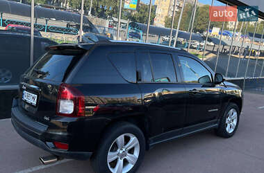 Внедорожник / Кроссовер Jeep Compass 2014 в 