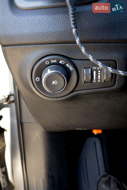 Позашляховик / Кросовер Jeep Compass 2017 в Києві