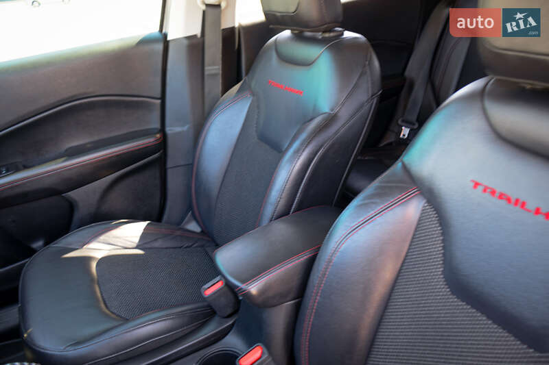 Позашляховик / Кросовер Jeep Compass 2017 в Києві