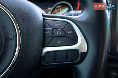 Внедорожник / Кроссовер Jeep Compass 2017 в 