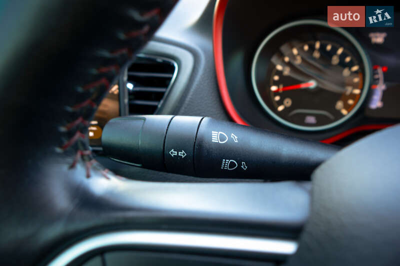 Позашляховик / Кросовер Jeep Compass 2017 в Києві