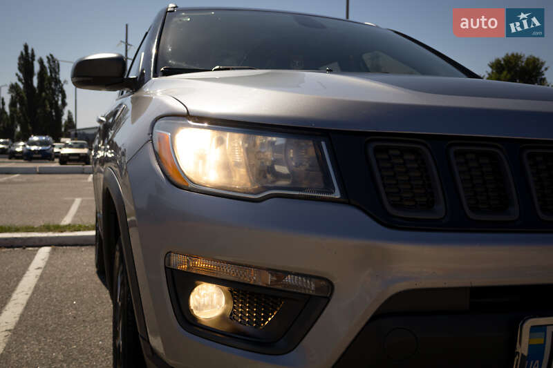 Позашляховик / Кросовер Jeep Compass 2017 в Києві