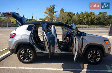 Внедорожник / Кроссовер Jeep Compass 2017 в 