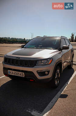 Внедорожник / Кроссовер Jeep Compass 2017 в Киеве