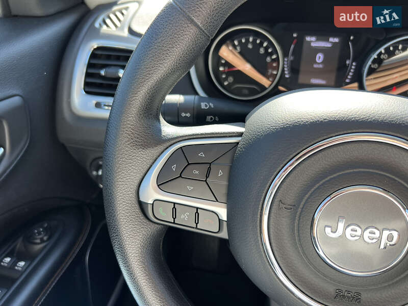 Внедорожник / Кроссовер Jeep Compass 2017 в Ужгороде