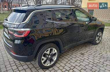 Внедорожник / Кроссовер Jeep Compass 2018 в 