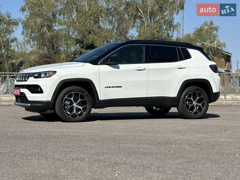 Внедорожник / Кроссовер Jeep Compass 2024 в Первомайске