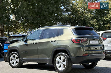 Внедорожник / Кроссовер Jeep Compass 2018 в 