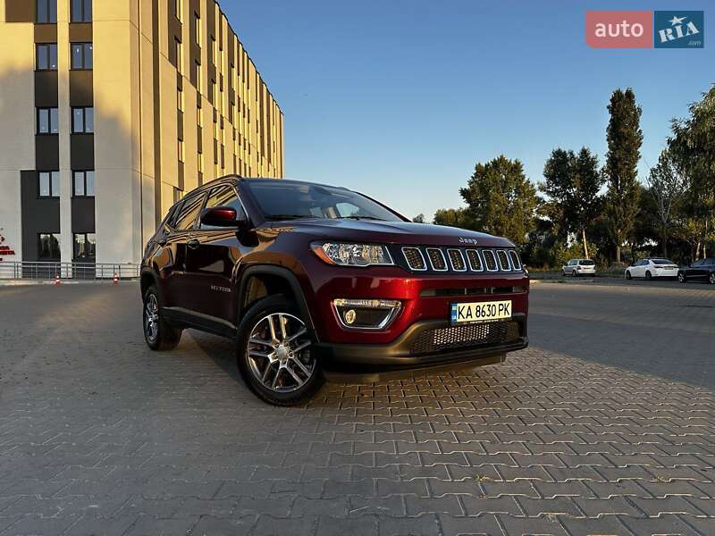 Внедорожник / Кроссовер Jeep Compass 2020 в 