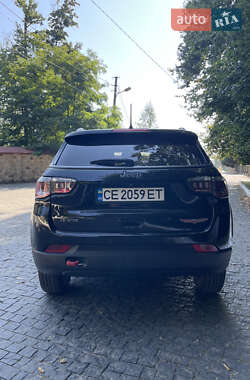 Внедорожник / Кроссовер Jeep Compass 2018 в 