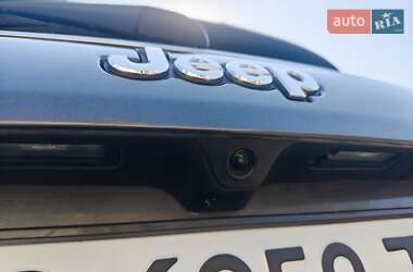 Внедорожник / Кроссовер Jeep Compass 2018 в 