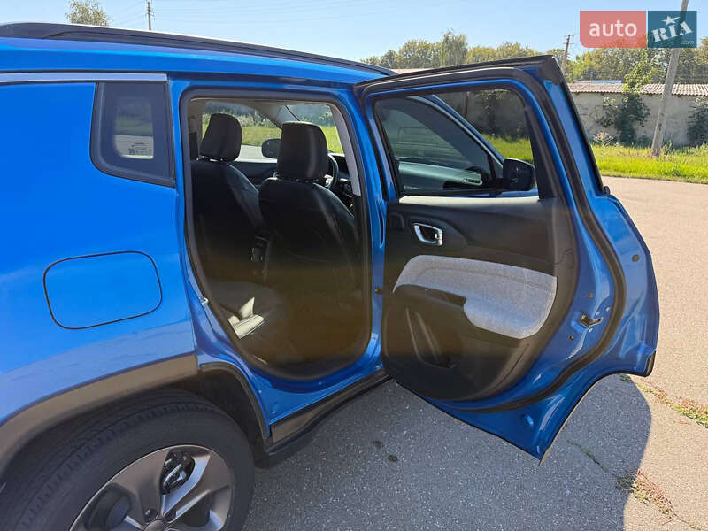 Позашляховик / Кросовер Jeep Compass 2021 в Києві фото 14 Позашляховик / Кросовер Jeep Compass 2021 в Києві