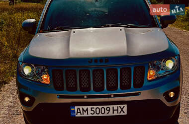 Внедорожник / Кроссовер Jeep Compass 2016 в 