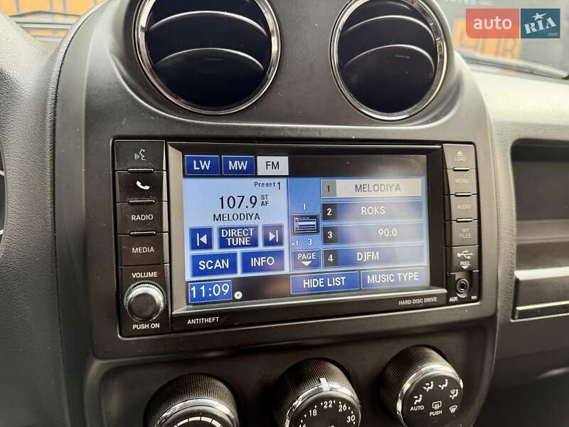 Внедорожник / Кроссовер Jeep Compass 2012 в Харькове