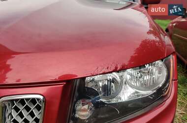 Внедорожник / Кроссовер Jeep Compass 2015 в 