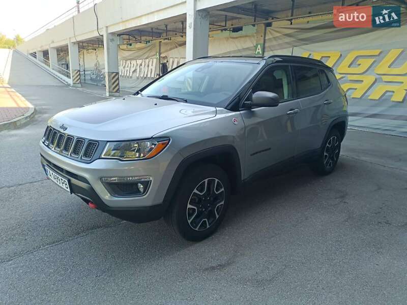 Внедорожник / Кроссовер Jeep Compass 2021 в 