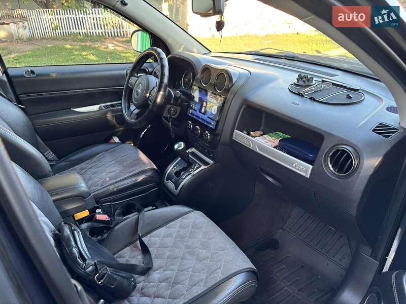Внедорожник / Кроссовер Jeep Compass 2014 в Харькове
