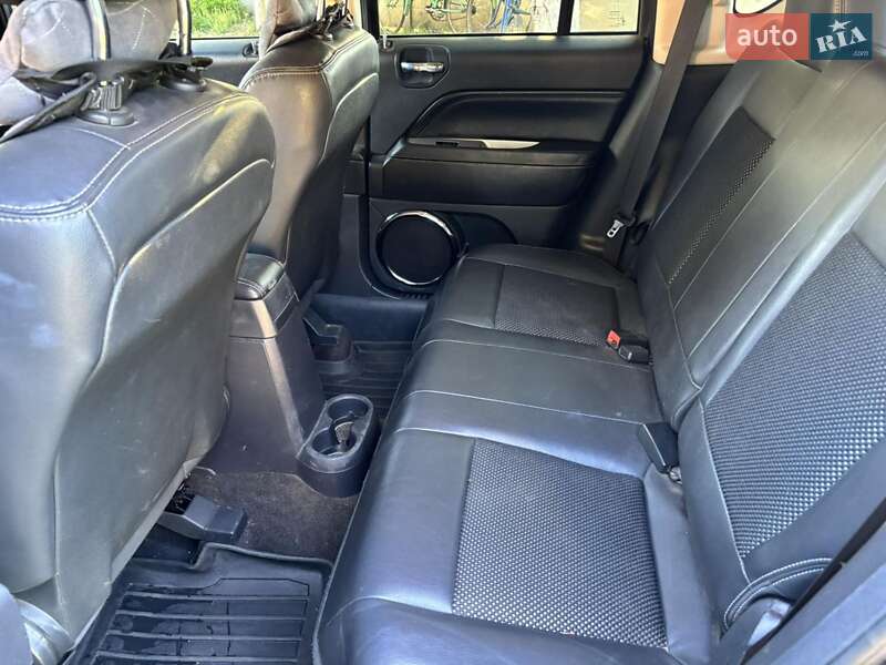 Внедорожник / Кроссовер Jeep Compass 2014 в Харькове