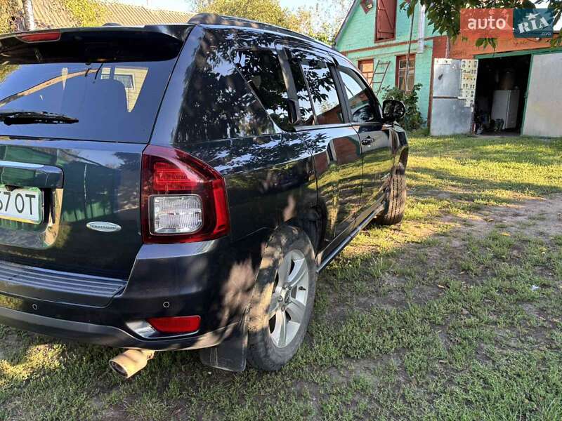 Внедорожник / Кроссовер Jeep Compass 2014 в Харькове