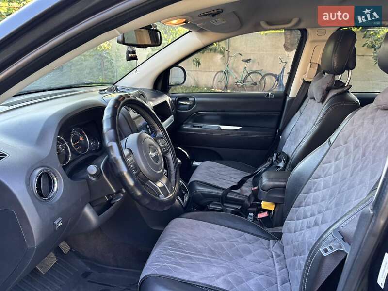 Внедорожник / Кроссовер Jeep Compass 2014 в Харькове