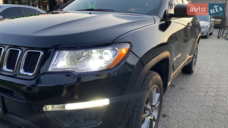 Внедорожник / Кроссовер Jeep Compass 2018 в Киеве фото 14 Внедорожник / Кроссовер Jeep Compass 2018 в Киеве