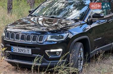 Внедорожник / Кроссовер Jeep Compass 2017 в Киеве