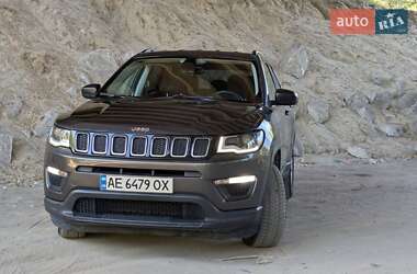 Внедорожник / Кроссовер Jeep Compass 2017 в Каменском