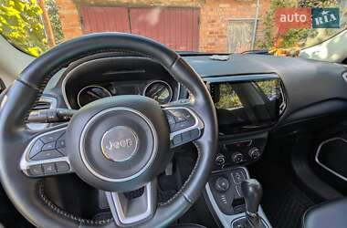 Позашляховик / Кросовер Jeep Compass 2018 в 