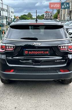 Внедорожник / Кроссовер Jeep Compass 2017 в 