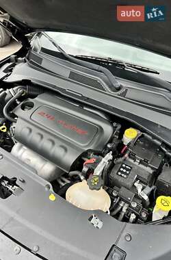 Внедорожник / Кроссовер Jeep Compass 2017 в 