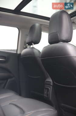 Внедорожник / Кроссовер Jeep Compass 2017 в 