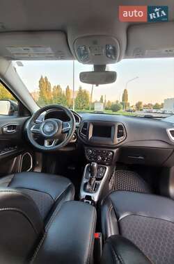 Внедорожник / Кроссовер Jeep Compass 2019 в 