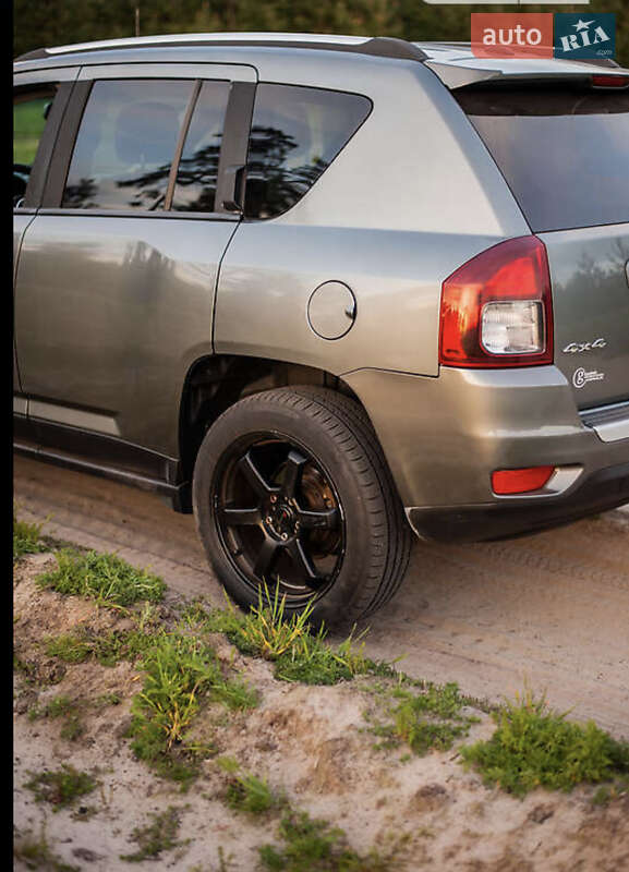 Позашляховик / Кросовер Jeep Compass 2013 в Черкасах фото 6 Позашляховик / Кросовер Jeep Compass 2013 в Черкасах