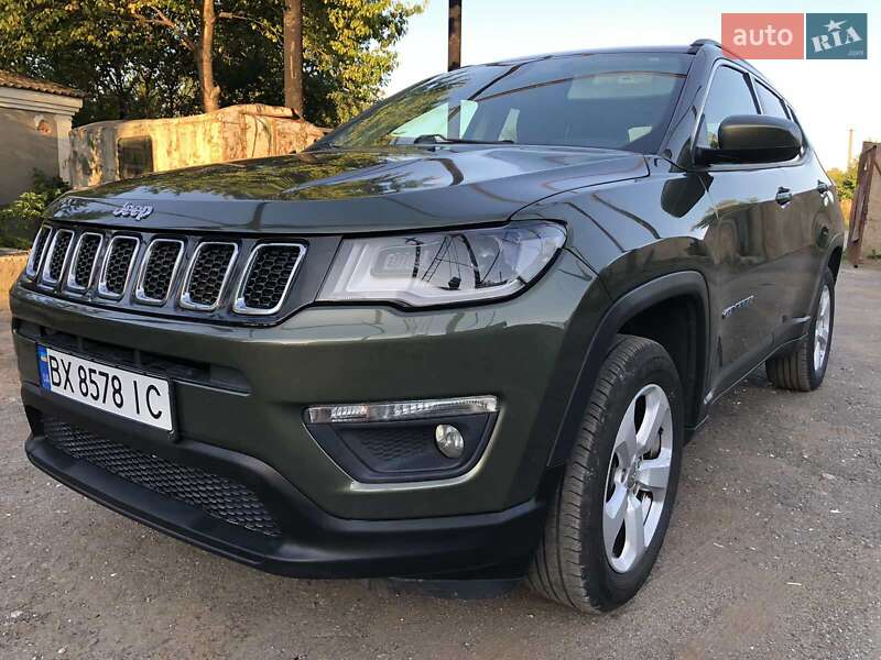 Внедорожник / Кроссовер Jeep Compass 2017 в Хмельницком
