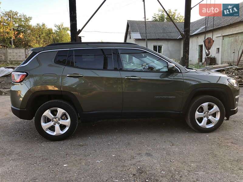 Внедорожник / Кроссовер Jeep Compass 2017 в Хмельницком