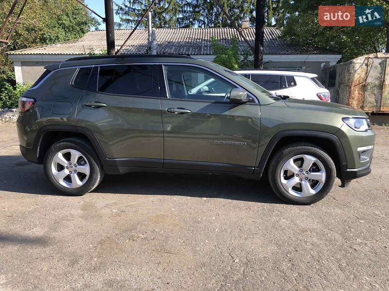 Внедорожник / Кроссовер Jeep Compass 2017 в Хмельницком