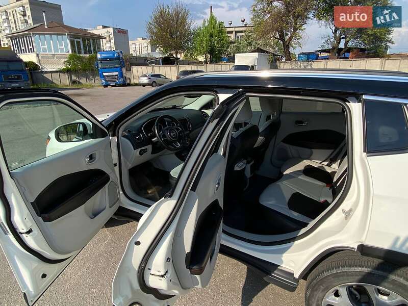 Внедорожник / Кроссовер Jeep Compass 2018 в Кременчуге