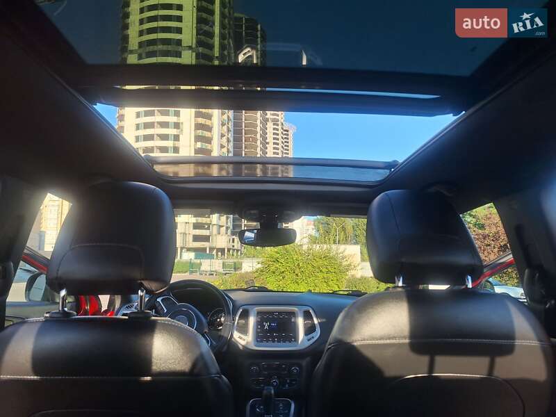 Внедорожник / Кроссовер Jeep Compass 2020 в Киеве