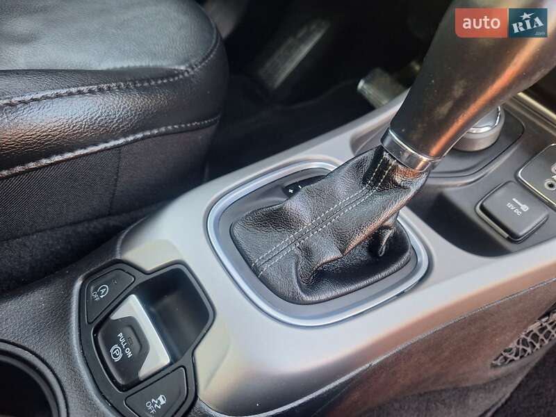 Внедорожник / Кроссовер Jeep Compass 2020 в Киеве