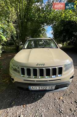 Позашляховик / Кросовер Jeep Compass 2016 в Береговому
