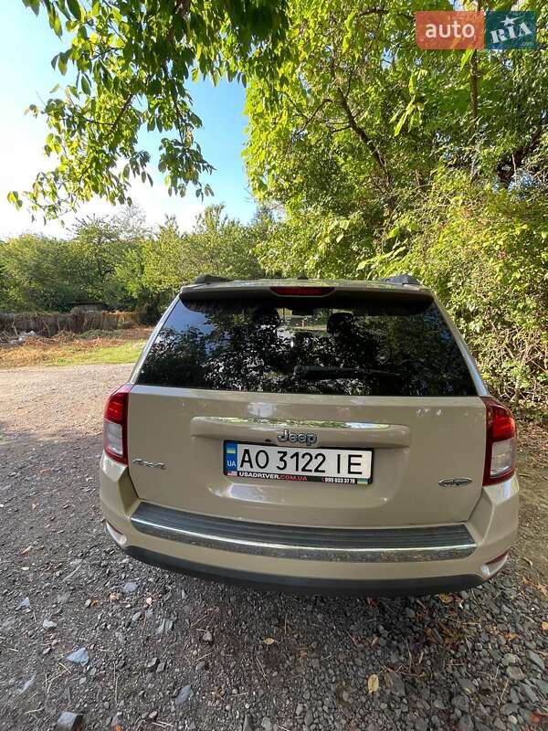 Внедорожник / Кроссовер Jeep Compass 2016 в Берегово фото 5 Внедорожник / Кроссовер Jeep Compass 2016 в Берегово