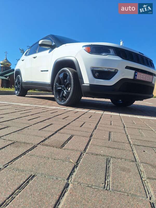 Внедорожник / Кроссовер Jeep Compass 2018 в Киеве