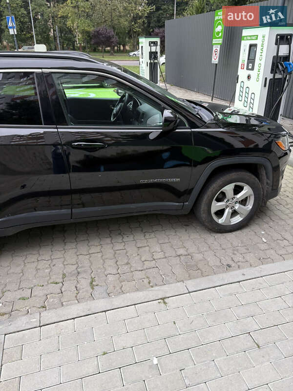 Внедорожник / Кроссовер Jeep Compass 2017 в Львове