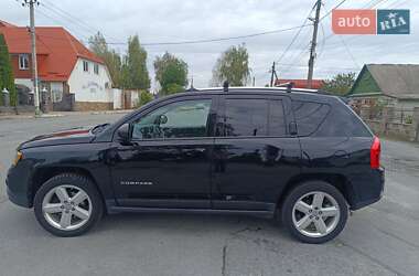 Внедорожник / Кроссовер Jeep Compass 2012 в 