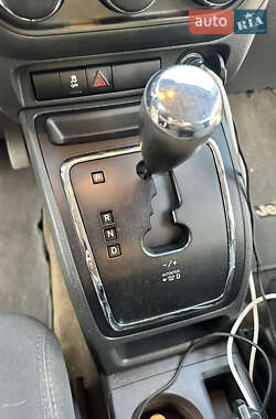 Внедорожник / Кроссовер Jeep Compass 2015 в 