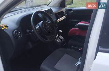 Внедорожник / Кроссовер Jeep Compass 2015 в 