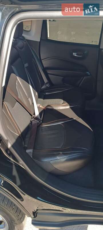 Внедорожник / Кроссовер Jeep Compass 2020 в Александрие