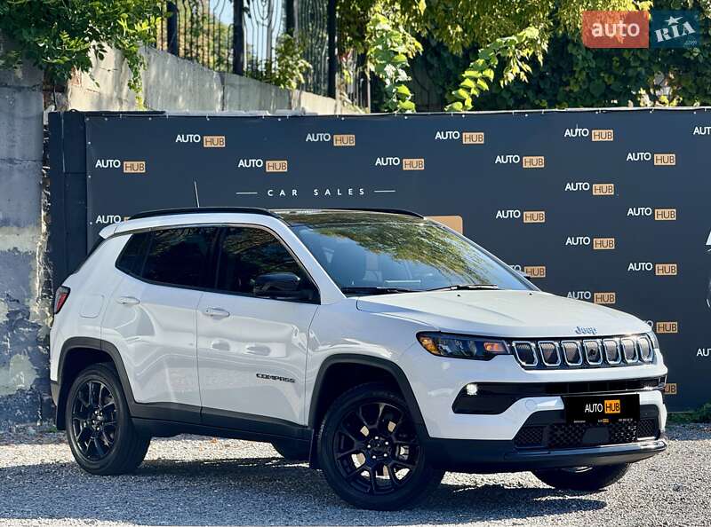 Внедорожник / Кроссовер Jeep Compass 2022 в 